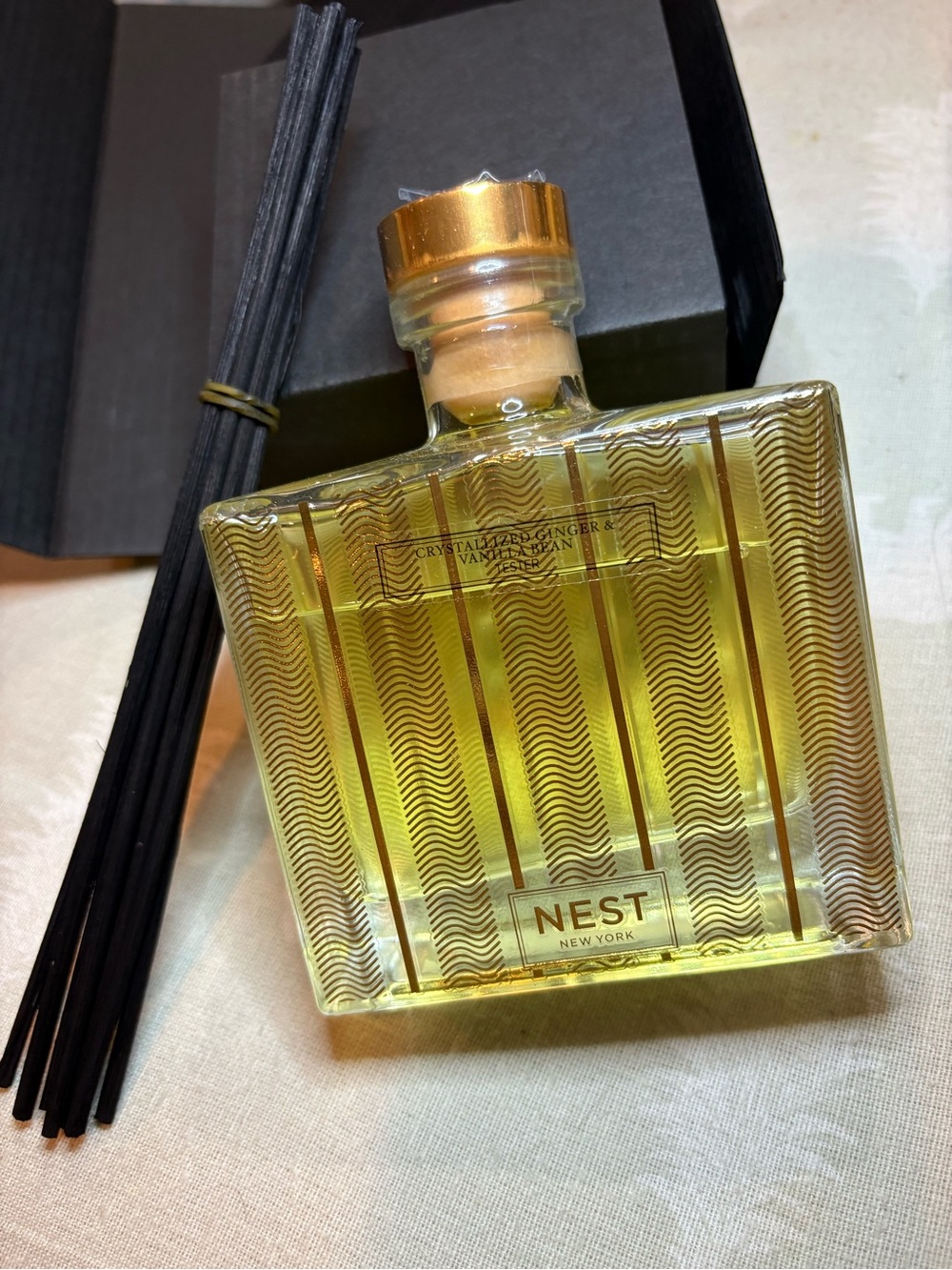 NEST New York Crystallized Ginger & Vanilla Bean Reed Diffuser tester